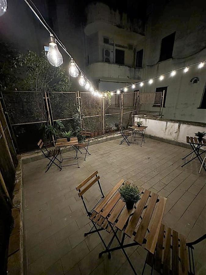 Hall Inn B&B In Chiostro Naples Luaran gambar