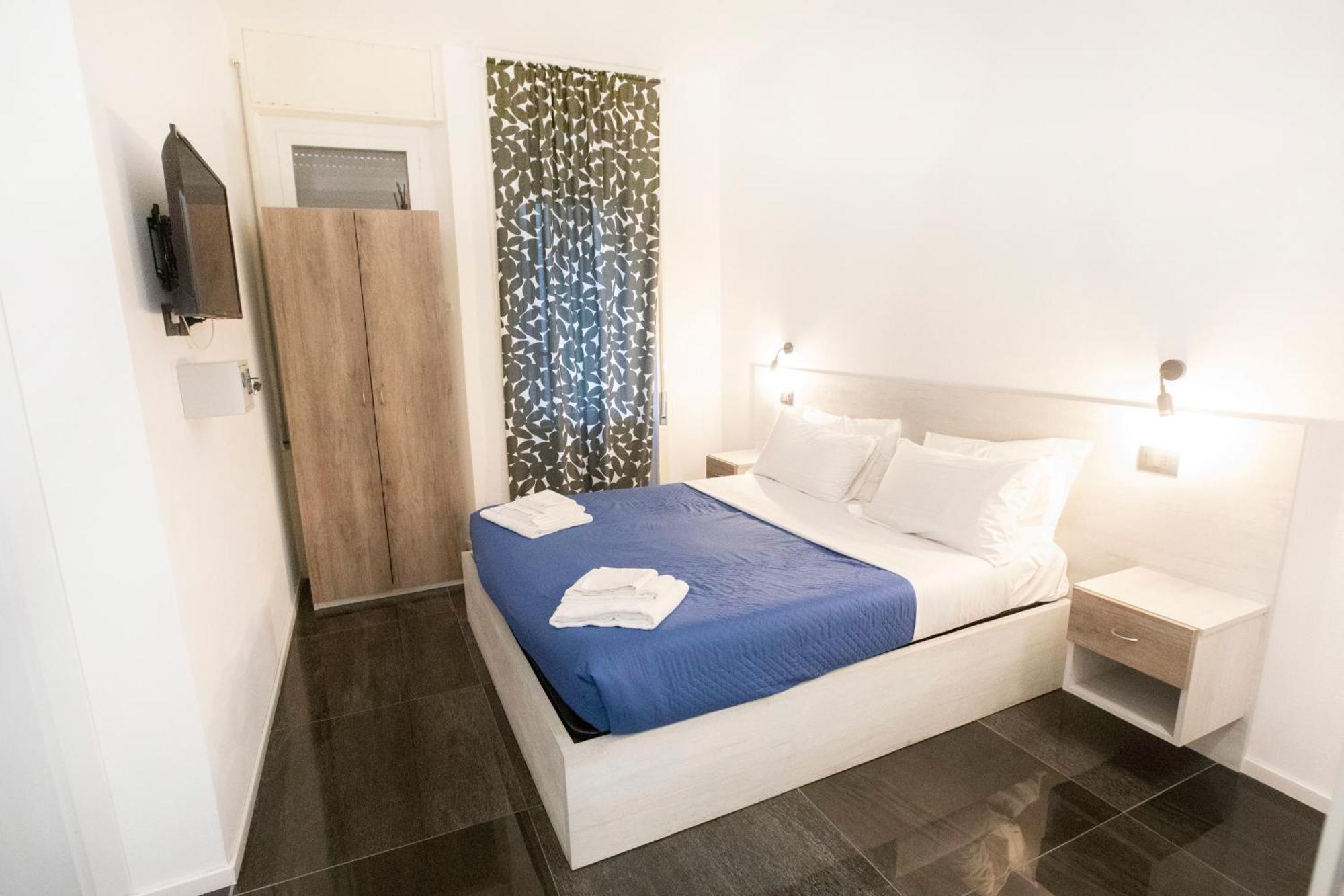 Hall Inn B&B In Chiostro Naples Luaran gambar