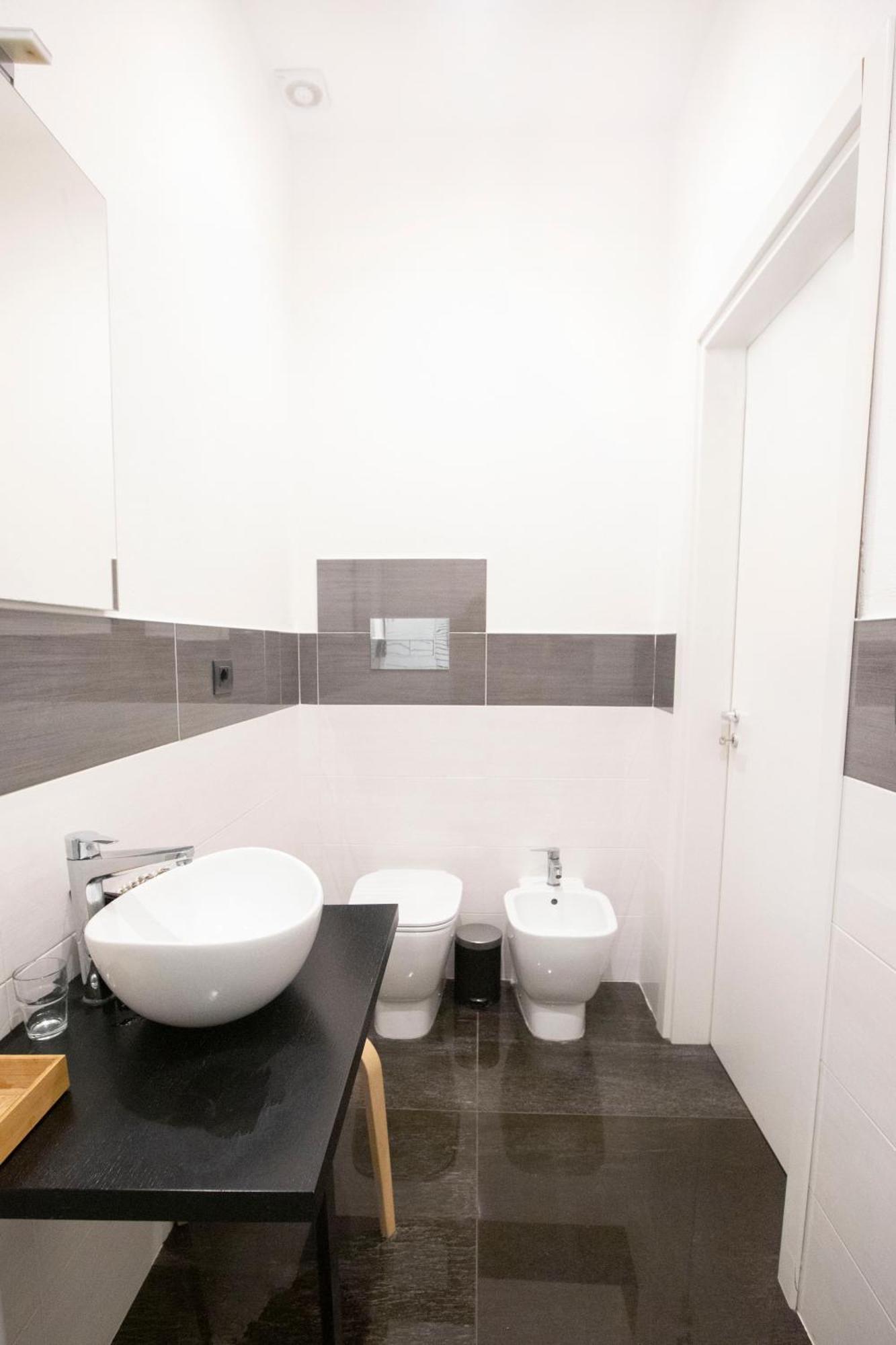 Hall Inn B&B In Chiostro Naples Luaran gambar