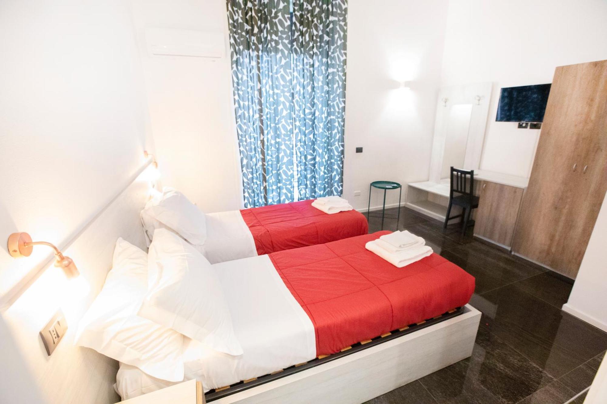 Hall Inn B&B In Chiostro Naples Luaran gambar