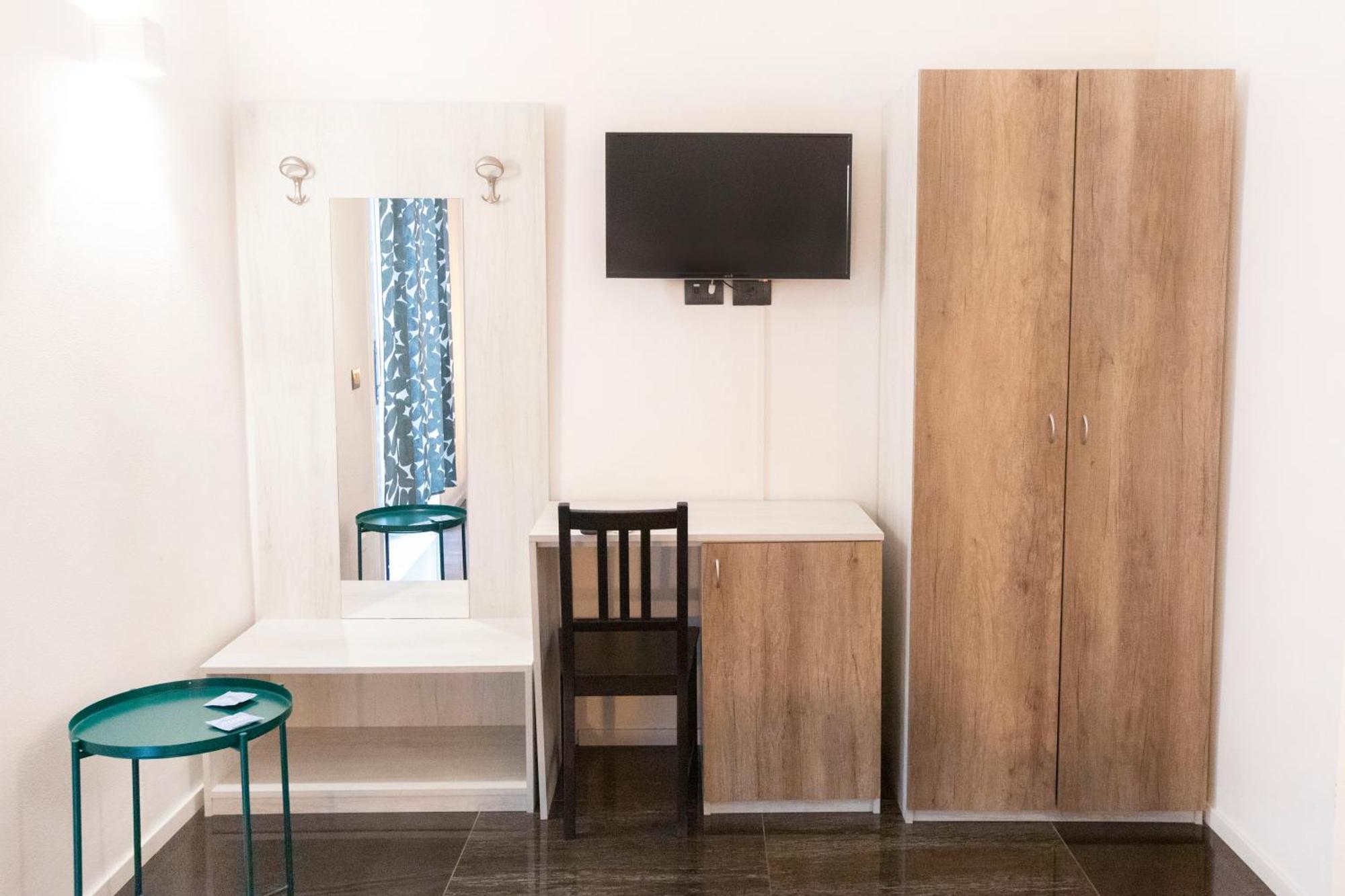 Hall Inn B&B In Chiostro Naples Luaran gambar