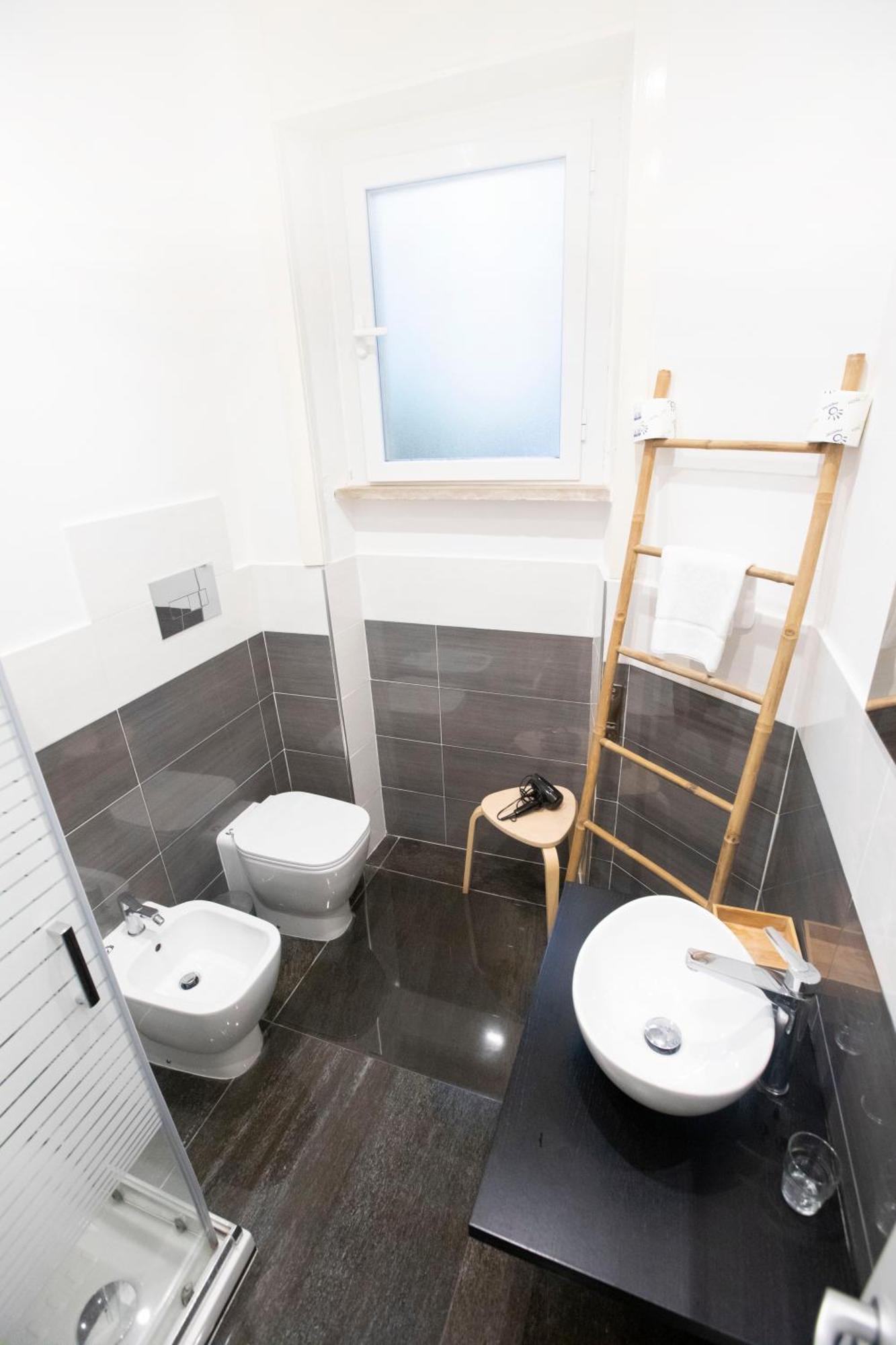 Hall Inn B&B In Chiostro Naples Luaran gambar